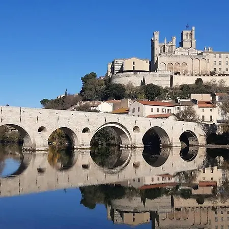 Petite Maison Independante. * Beziers