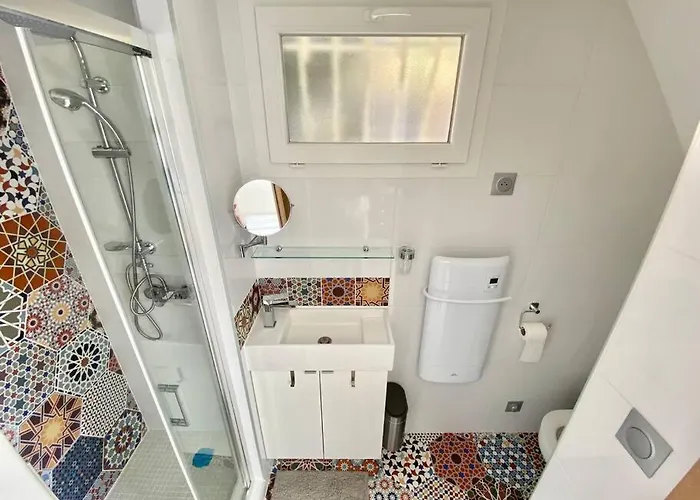 Petite Maison Independante. Дом отдыха Безье